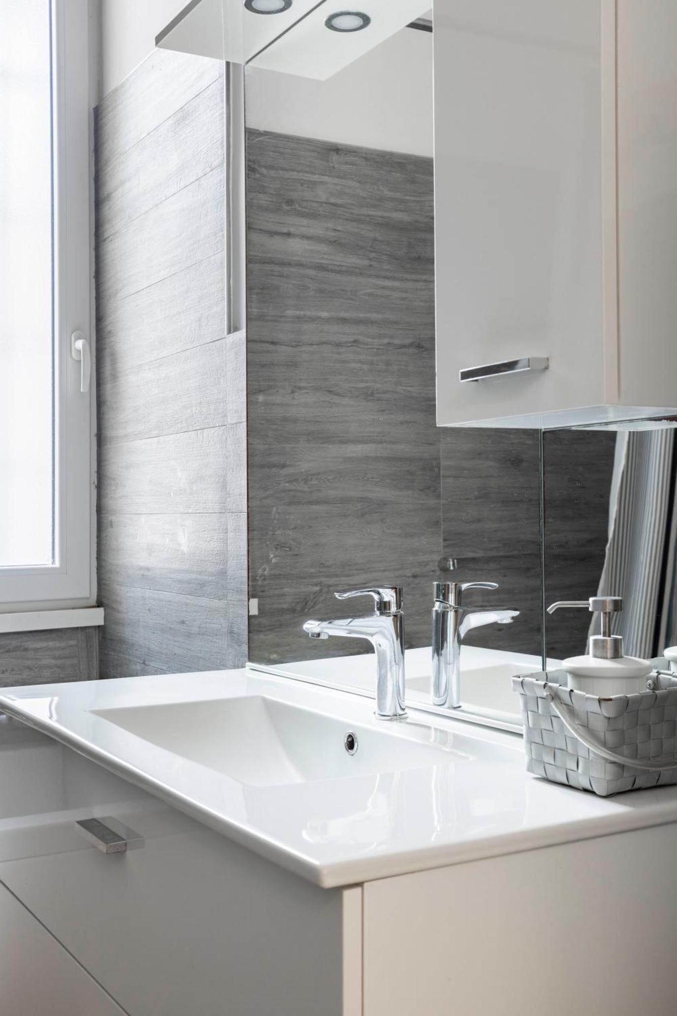 Merulana Deluxe Apartment Rome Bagian luar foto