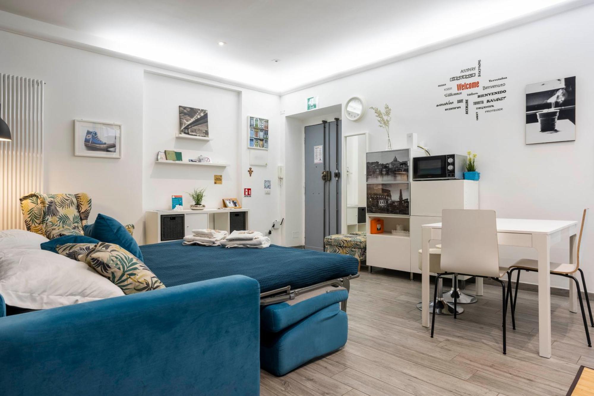 Merulana Deluxe Apartment Rome Bagian luar foto